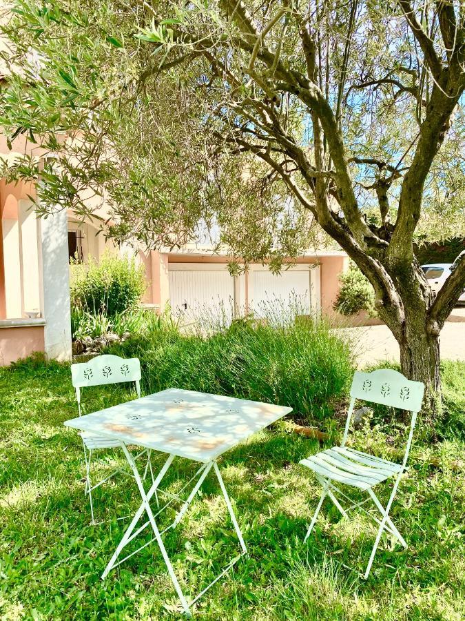 Villa Et Maisonnette Provencales *