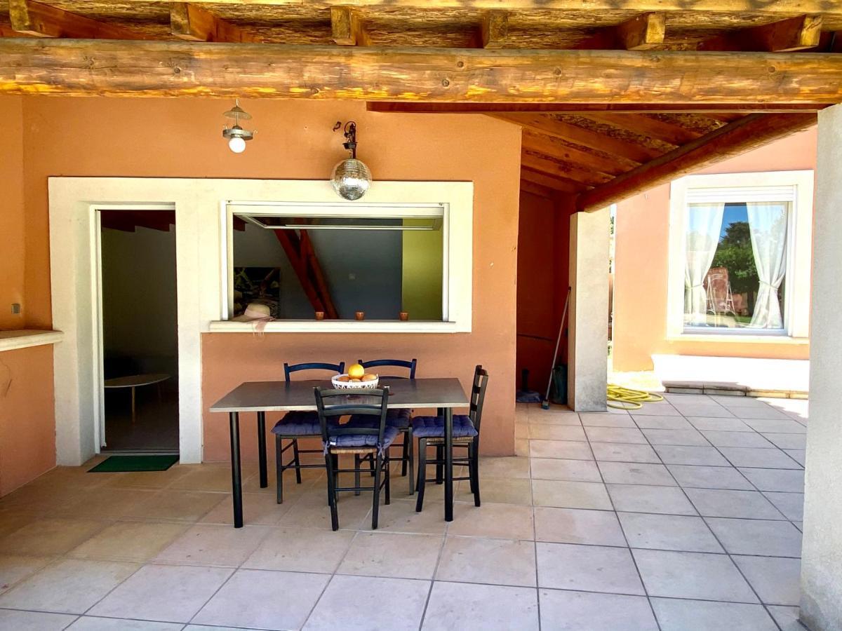 Villa Et Maisonnette Provencales Carpentras